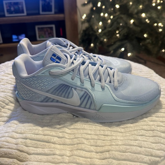 Nike Light Blue Athletic Shoes - Picture 5 of 5